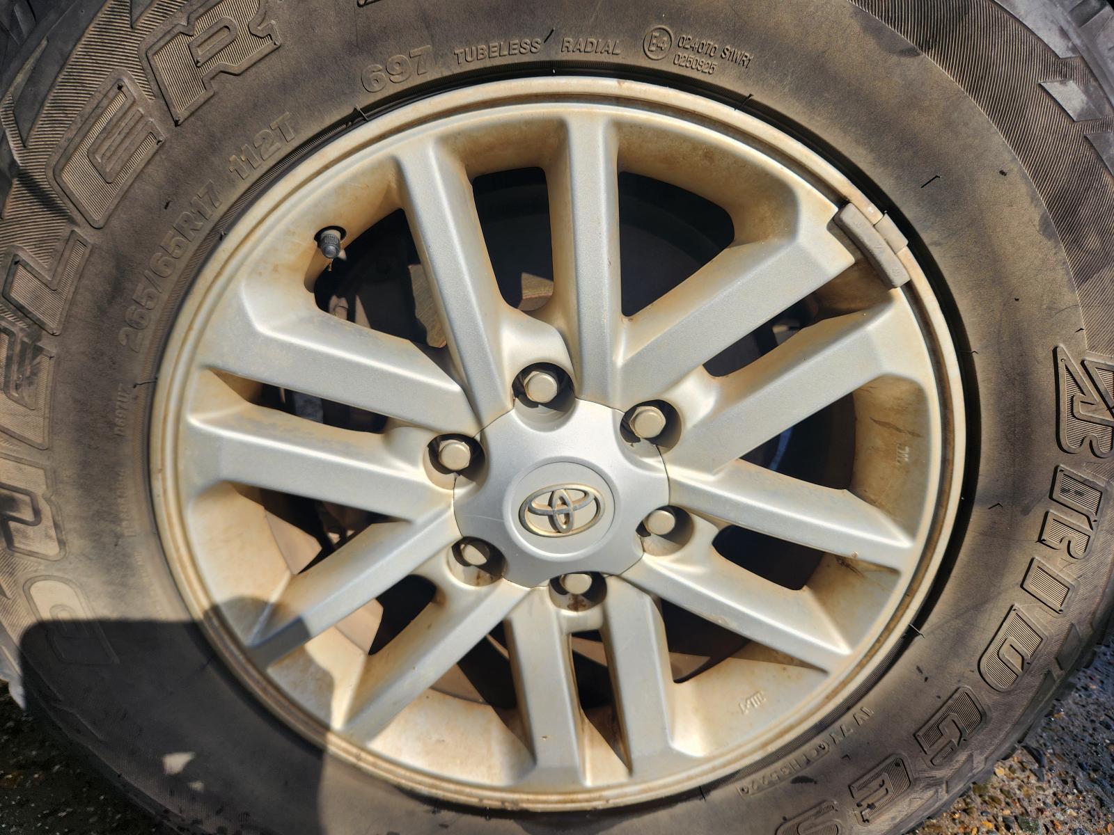 Toyota Hilux 2012 4 Door Utility View Toyota Hilux 2012 4 Door Utility