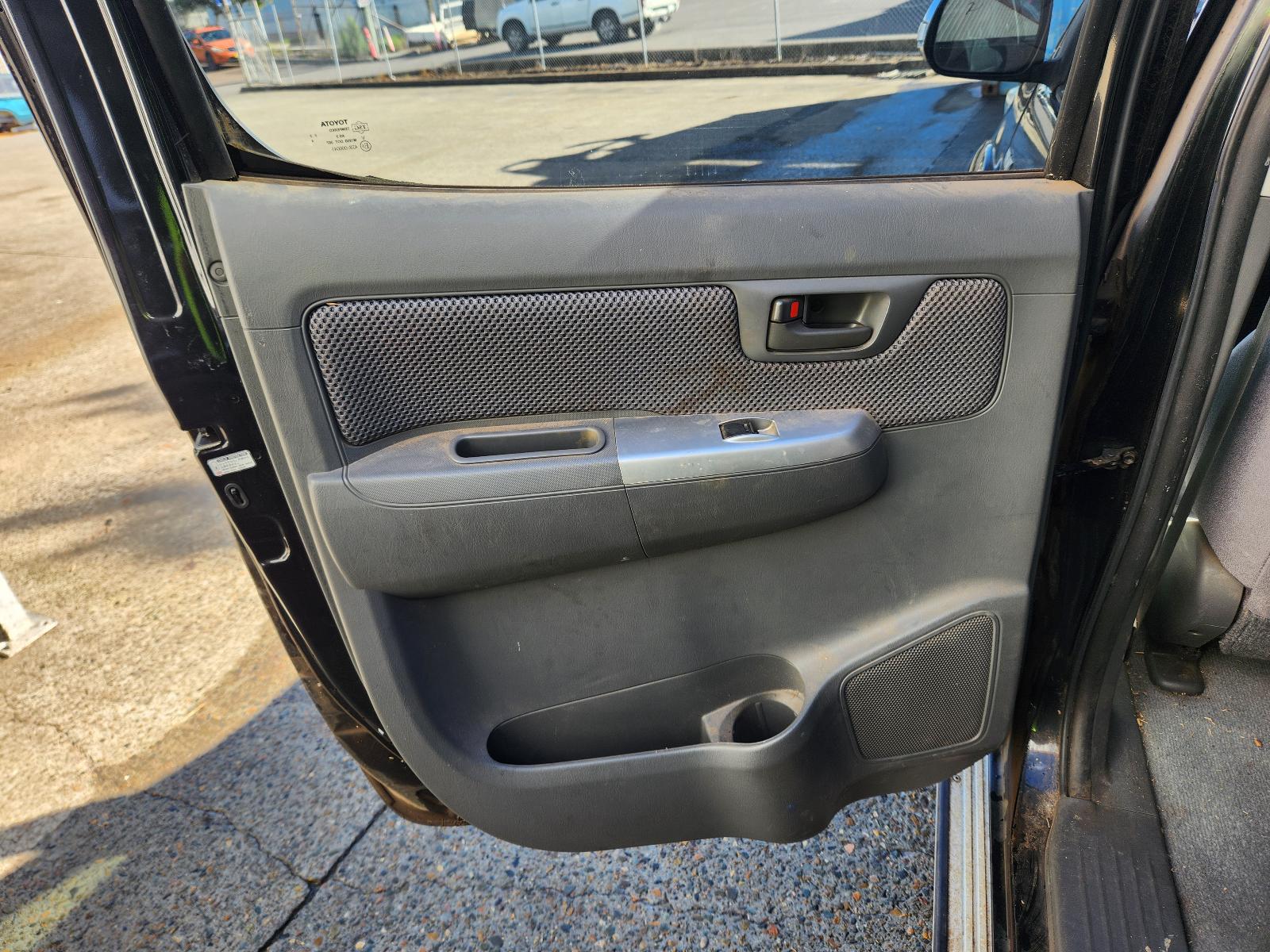 Toyota Hilux 2012 4 Door Utility View Toyota Hilux 2012 4 Door Utility