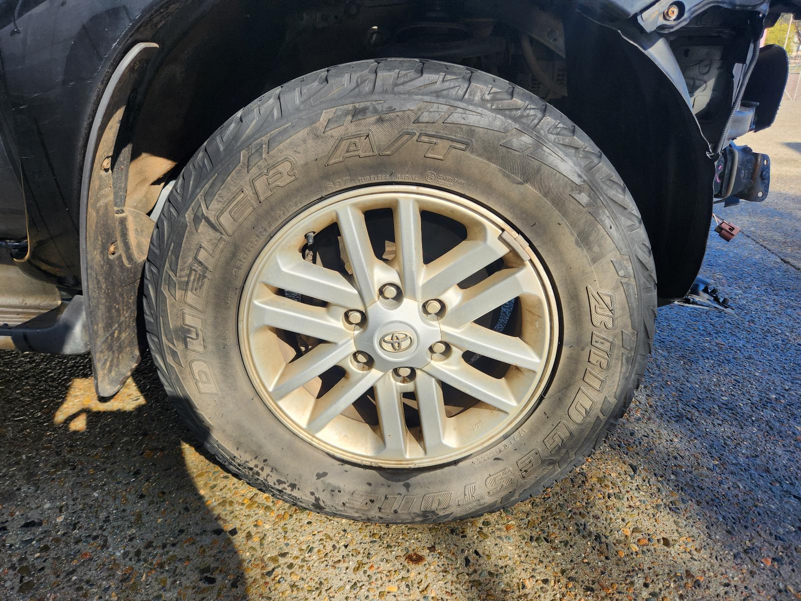 Toyota Hilux 2012 4 Door Utility View Toyota Hilux 2012 4 Door Utility