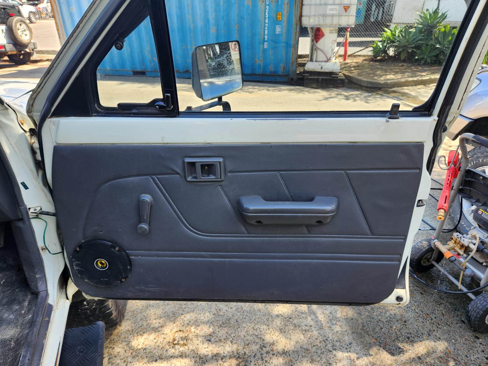 Toyota Hilux 1994 2 Door Pickup View Toyota Hilux 1994 2 Door Pickup