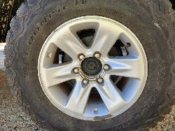 View Toyota Hilux 1994 2 Door Pickup