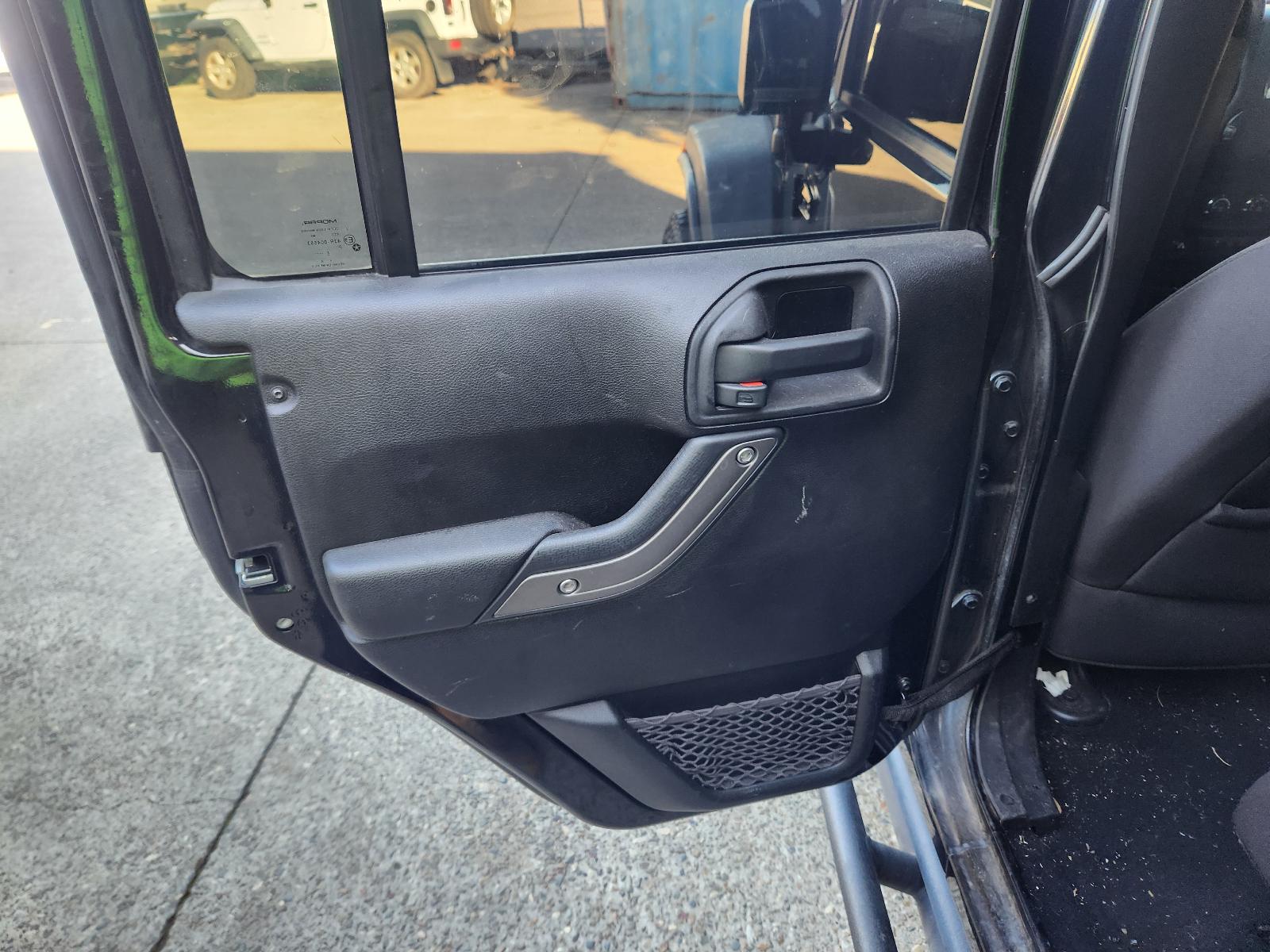 View Jeep Wrangler 2012 4 Door Station Wagon