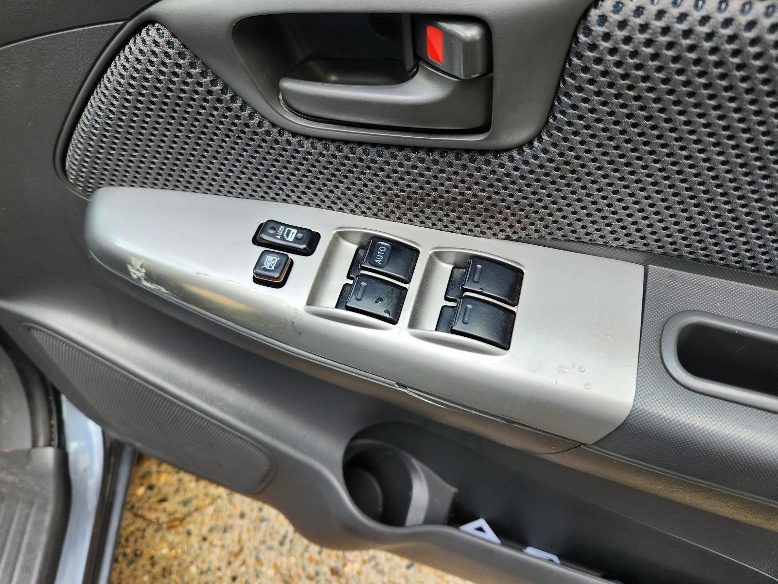 Toyota Hilux 2012 4 Door Utility View Toyota Hilux 2012 4 Door Utility