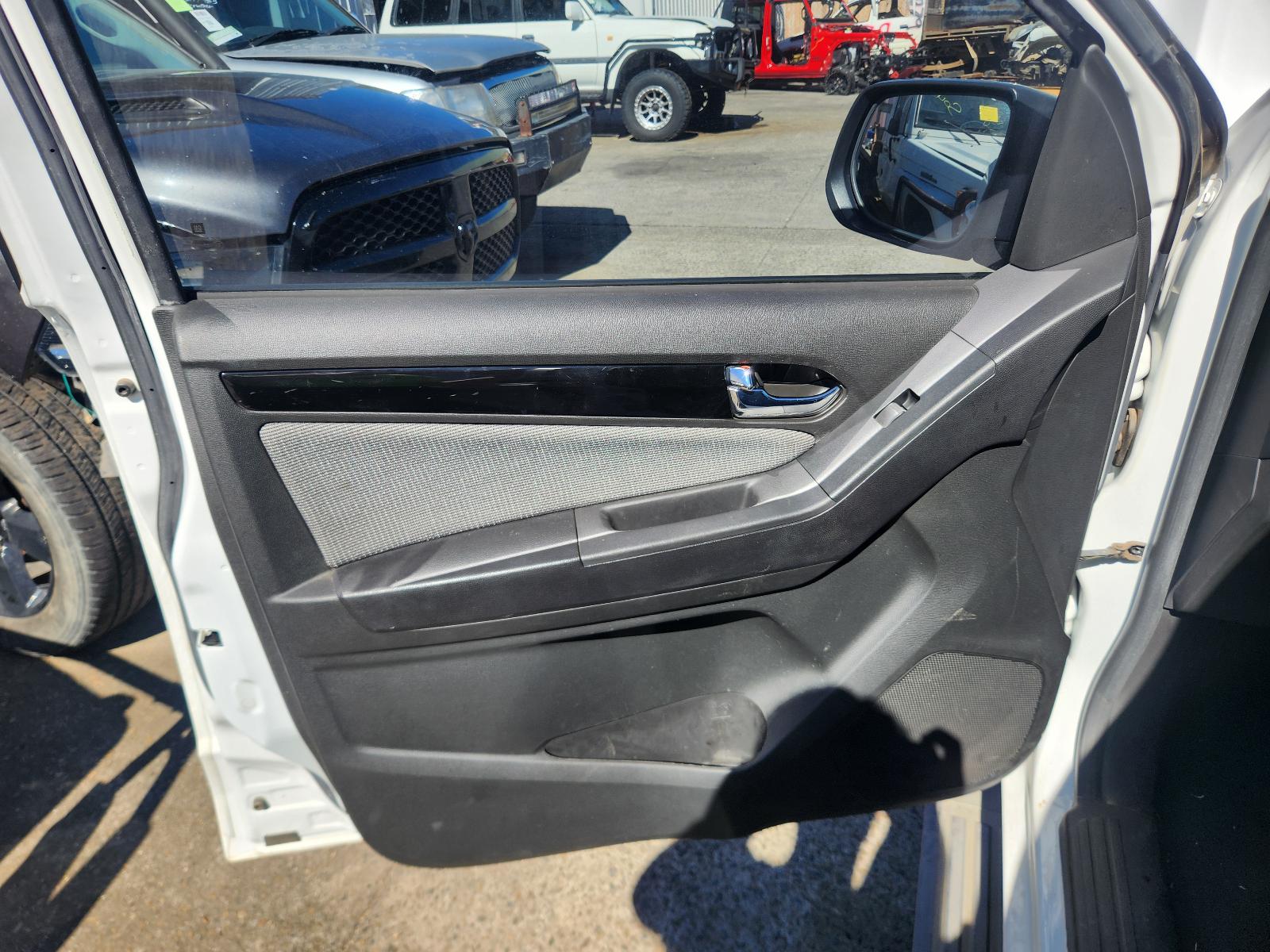 Holden Colorado 2014 4 Door Utility View Holden Colorado 2014 4 Door Utility