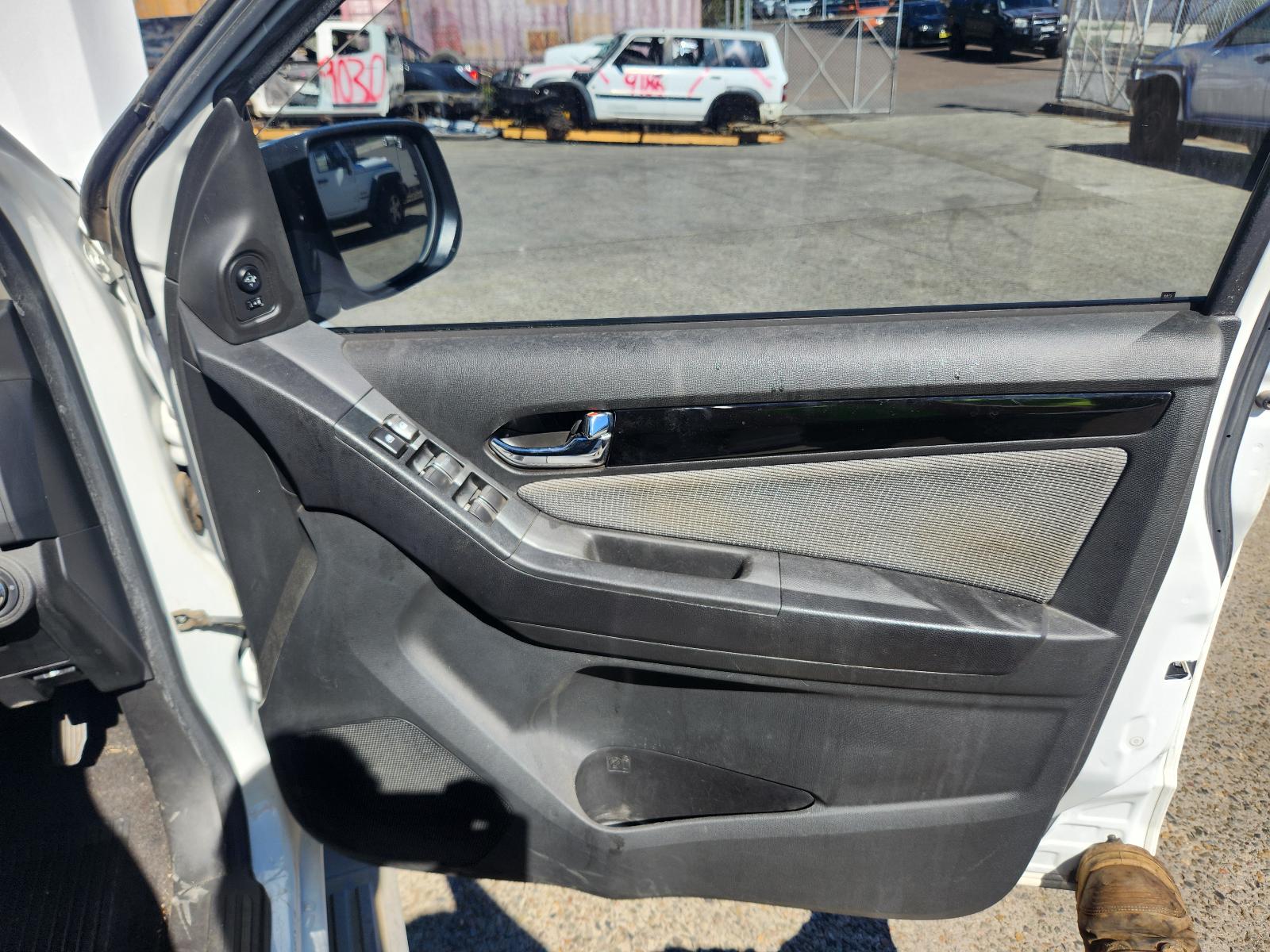 Holden Colorado 2014 4 Door Utility View Holden Colorado 2014 4 Door Utility