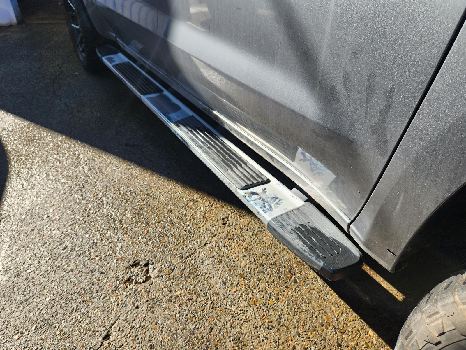 Chevrolet Silverado 2021 4 Door Utility View Chevrolet Silverado 2021 4 Door Utility