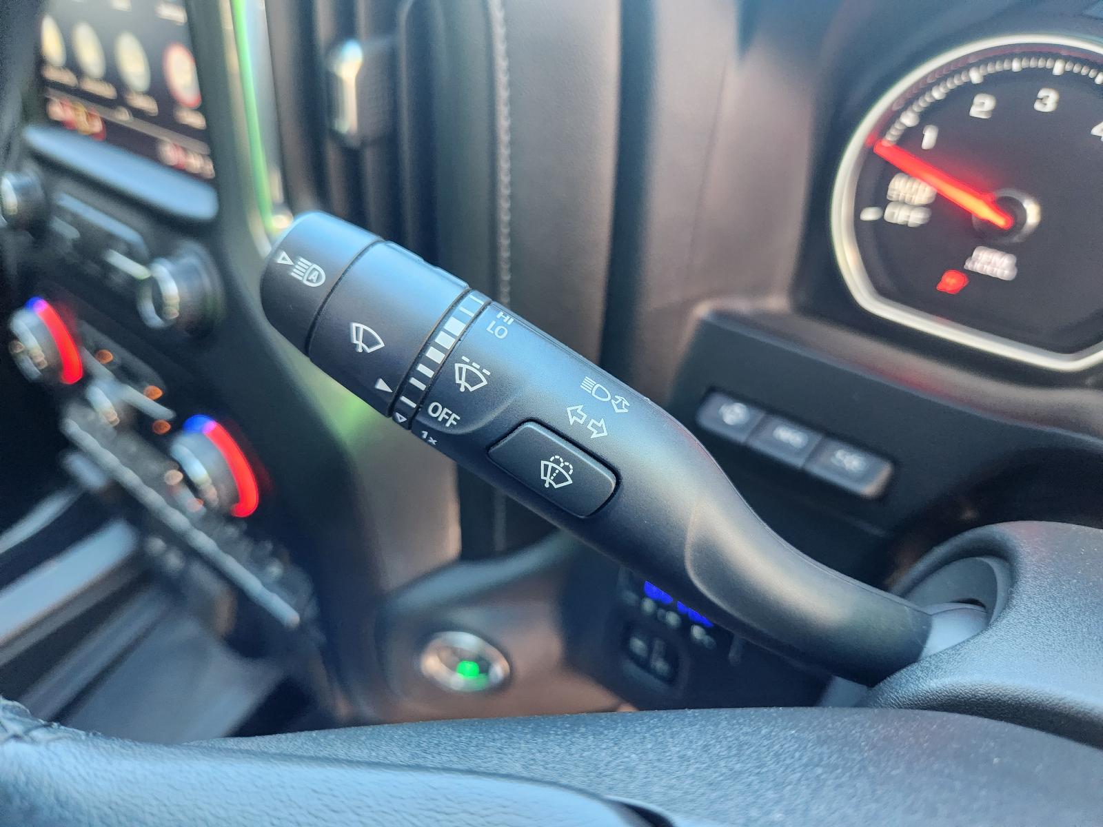 Chevrolet Silverado 2021 4 Door Utility View Chevrolet Silverado 2021 4 Door Utility