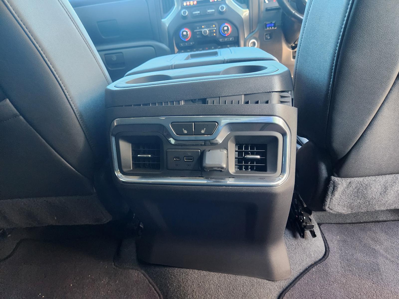 Chevrolet Silverado 2021 4 Door Utility View Chevrolet Silverado 2021 4 Door Utility