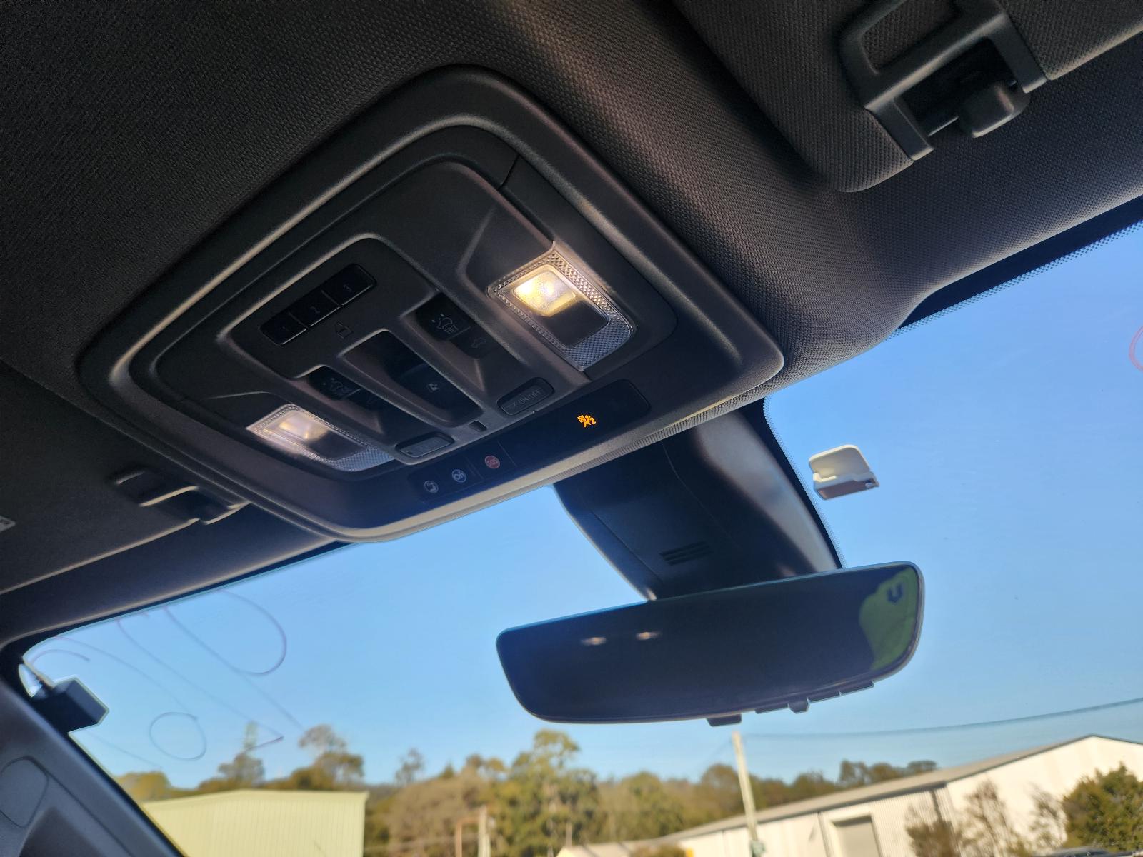 Chevrolet Silverado 2021 4 Door Utility View Chevrolet Silverado 2021 4 Door Utility