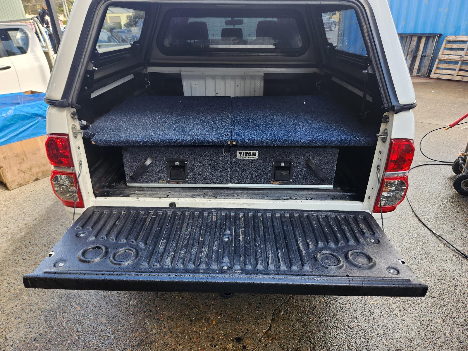 Toyota Hilux 2011 4 Door Utility View Toyota Hilux 2011 4 Door Utility