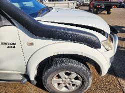 View Mitsubishi Triton 2012 4 Door Utility