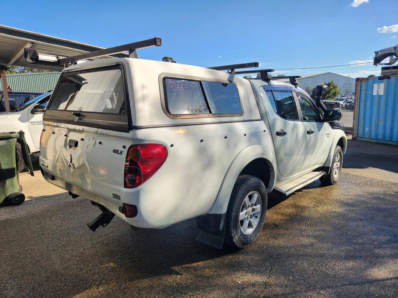 View Mitsubishi Triton 2012 4 Door Utility