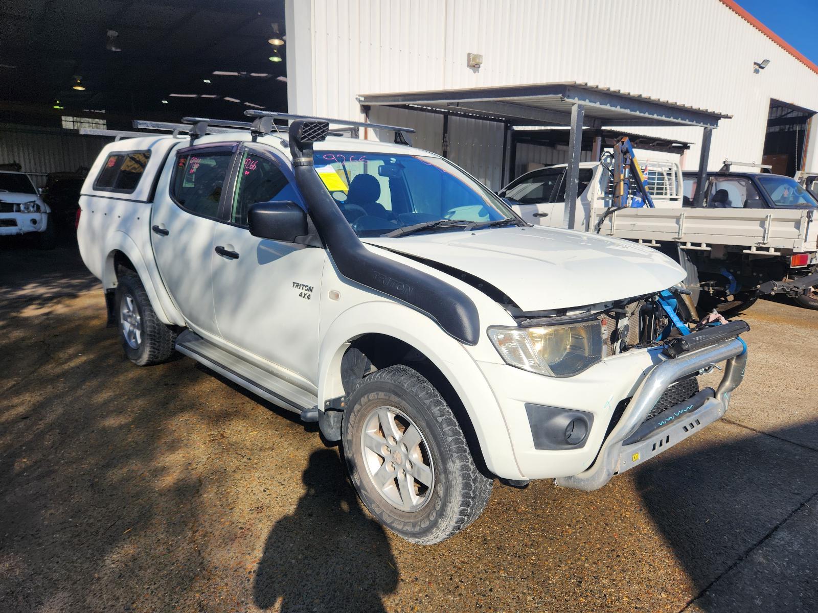 View Mitsubishi Triton 2012 4 Door Utility