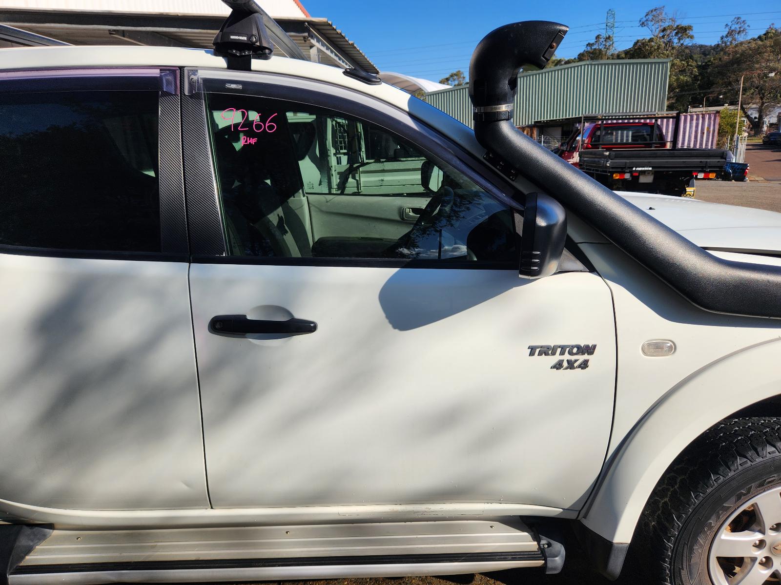 View Mitsubishi Triton 2012 4 Door Utility
