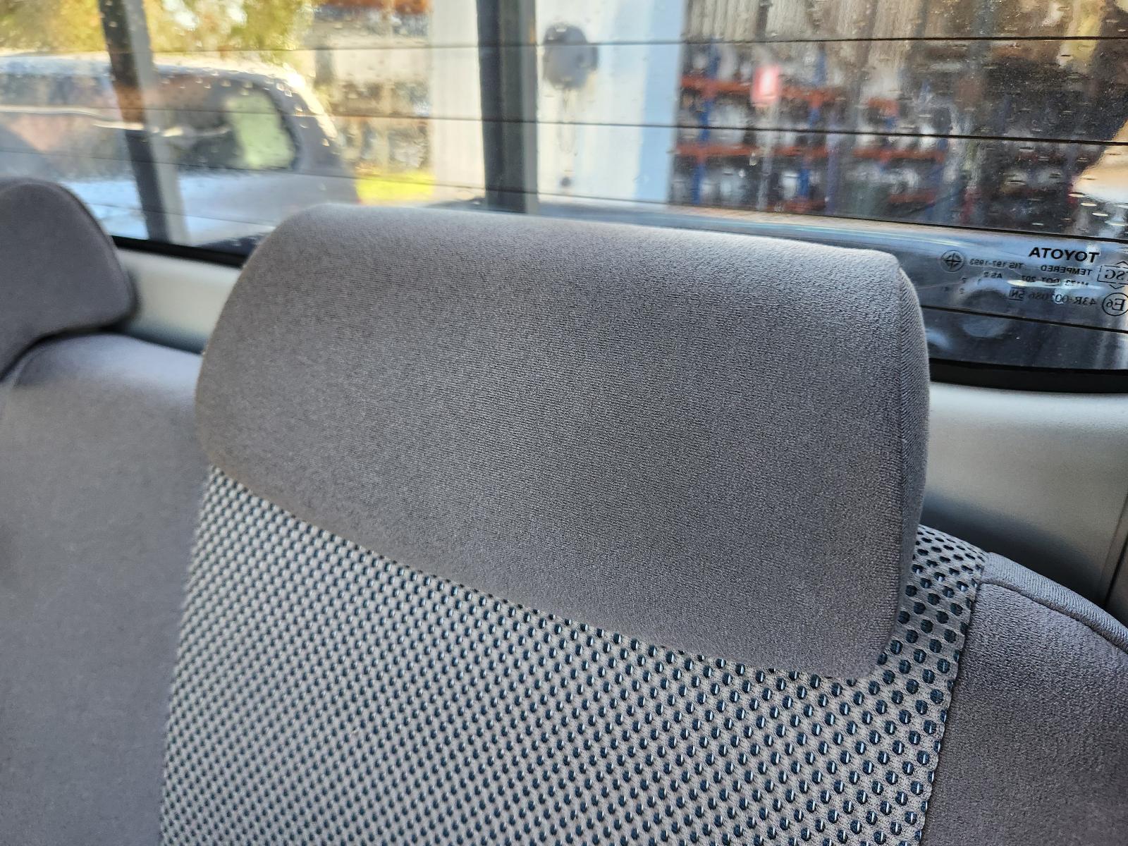 View Toyota Hilux 2013 4 Door Utility