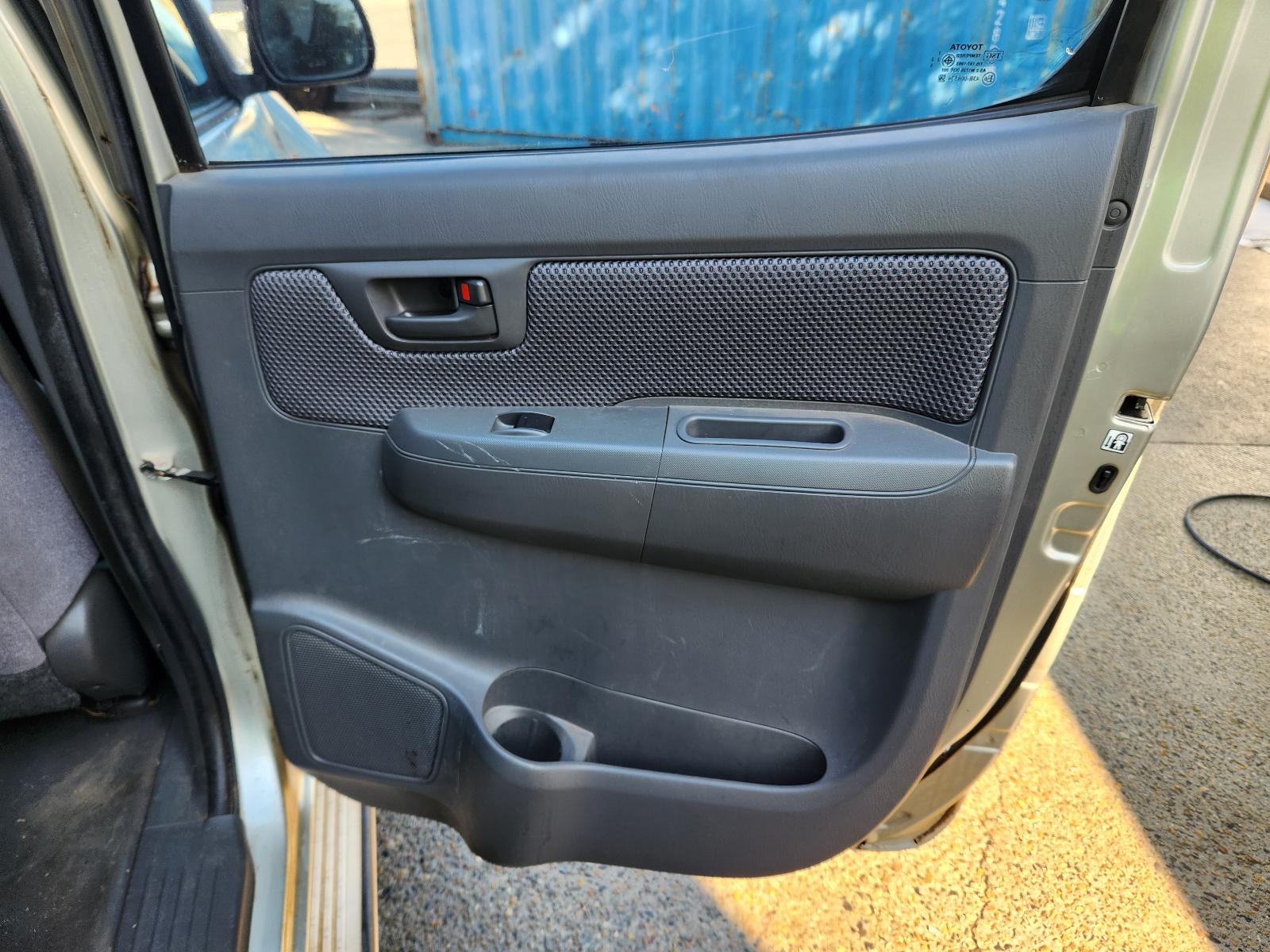View Toyota Hilux 2013 4 Door Utility