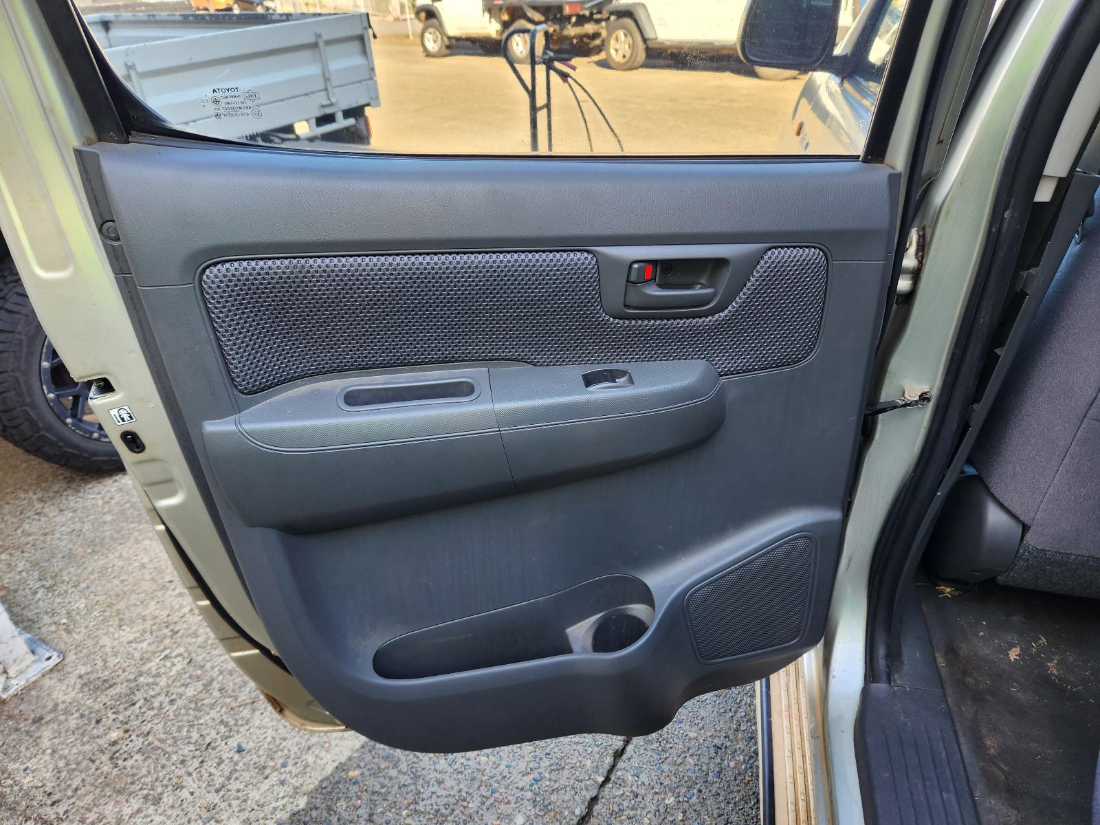 View Toyota Hilux 2013 4 Door Utility