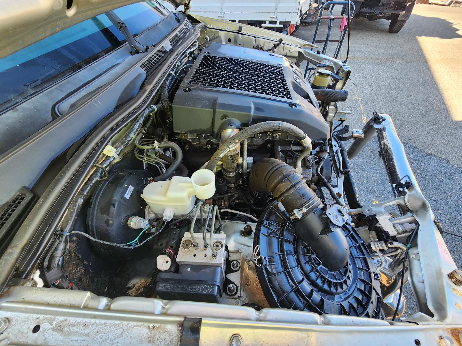 View Toyota Hilux 2013 4 Door Utility