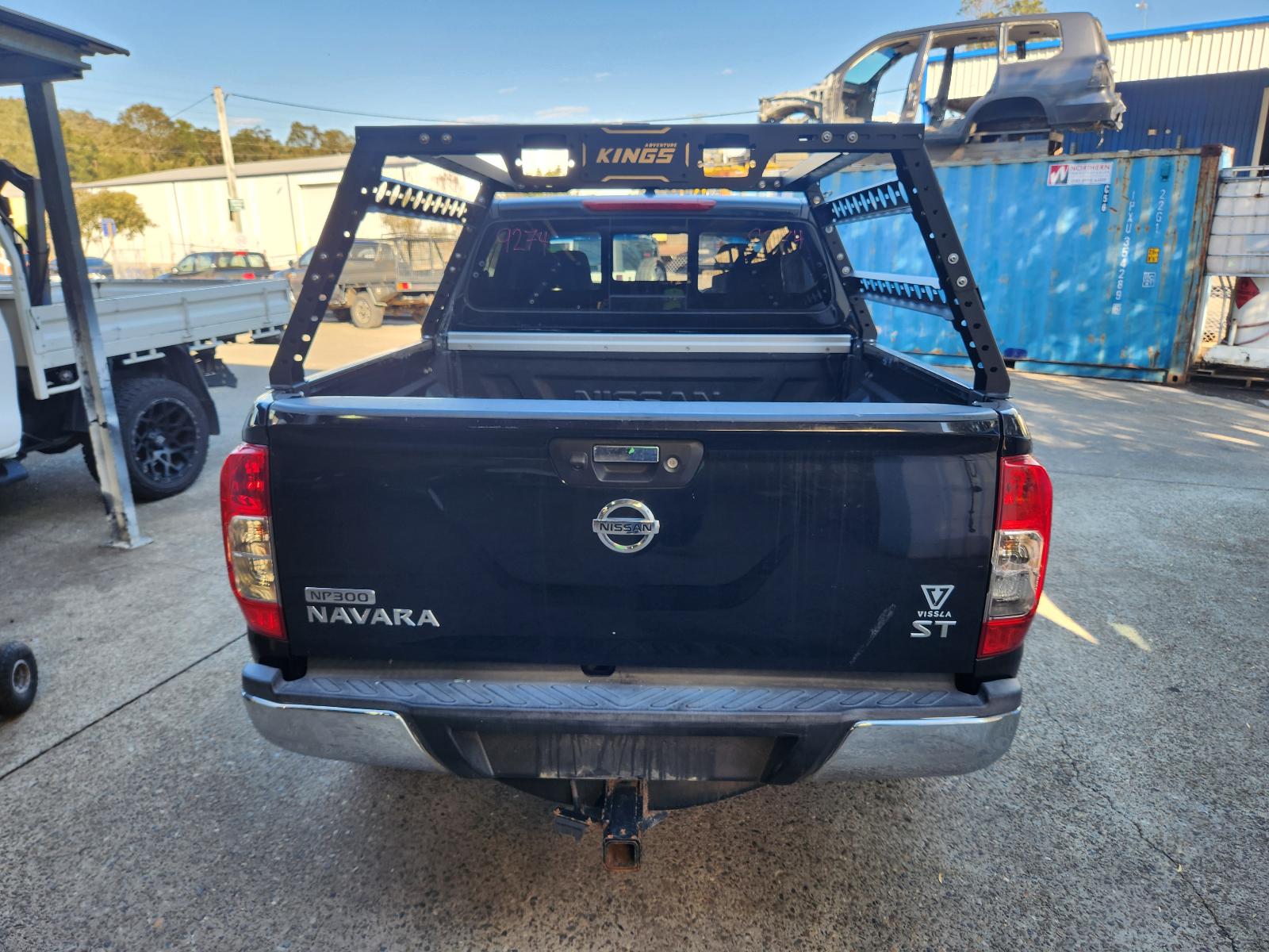 Nissan Navara 2015 4 Door Utility View Nissan Navara 2015 4 Door Utility