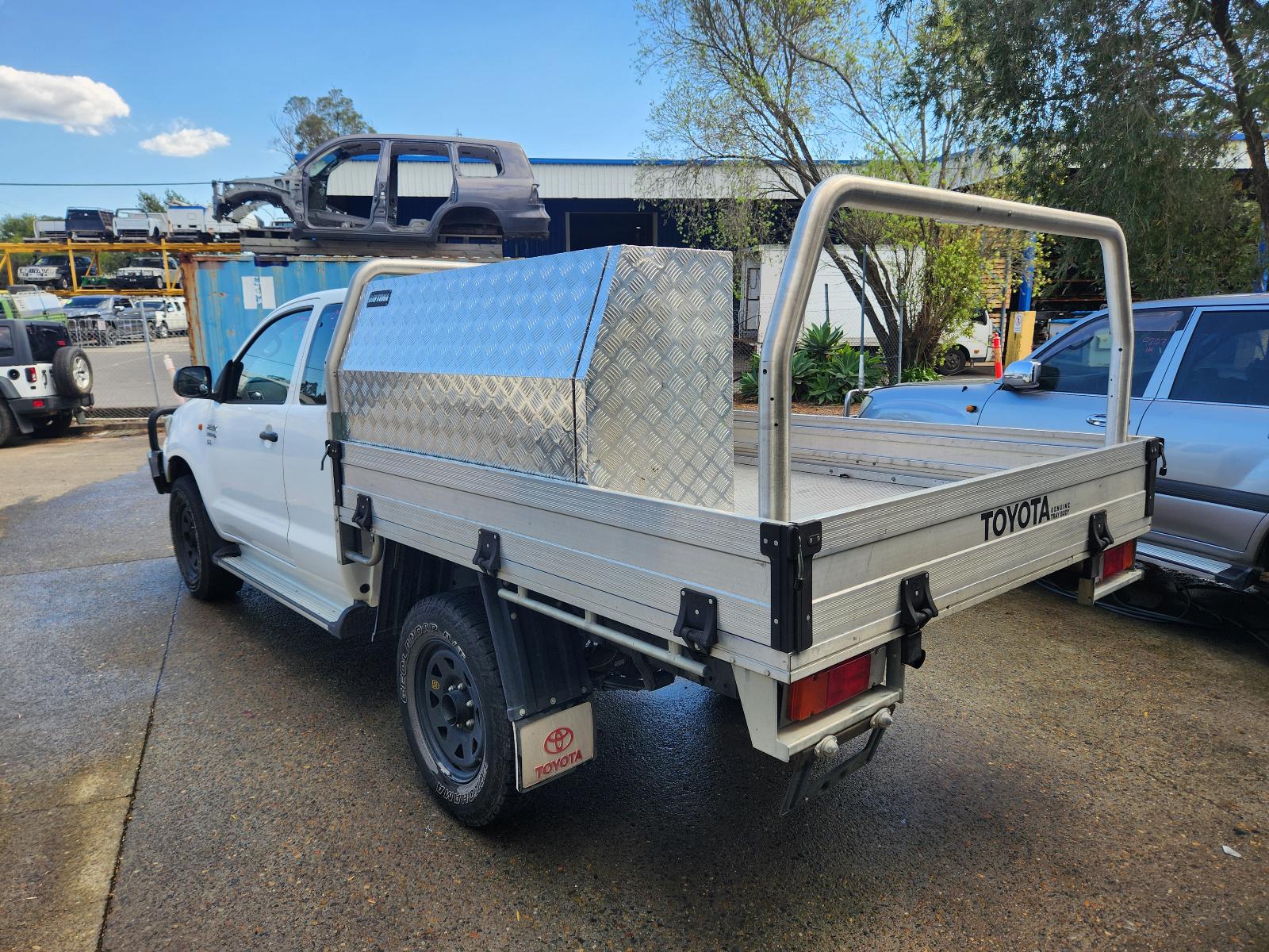 Toyota Hilux 2015 2 Door Pickup View Toyota Hilux 2015 2 Door Pickup