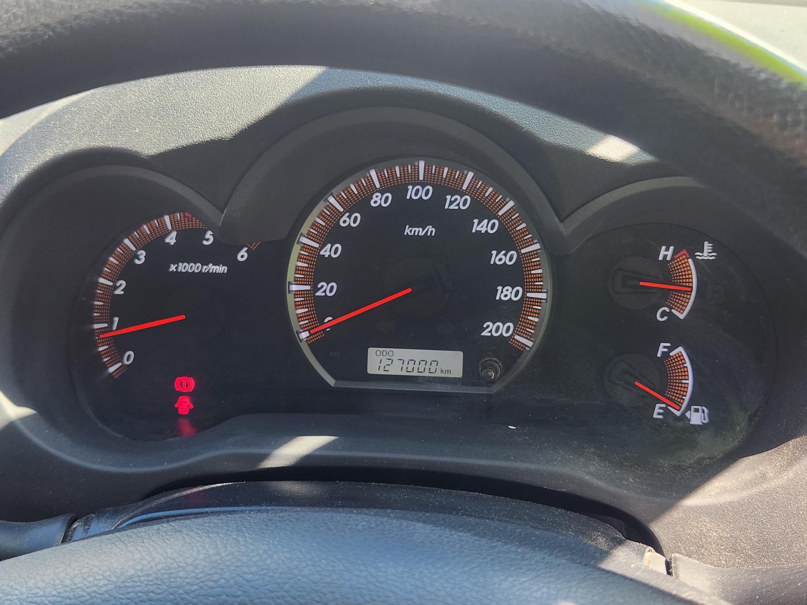 Toyota Hilux 2015 2 Door Pickup View Toyota Hilux 2015 2 Door Pickup