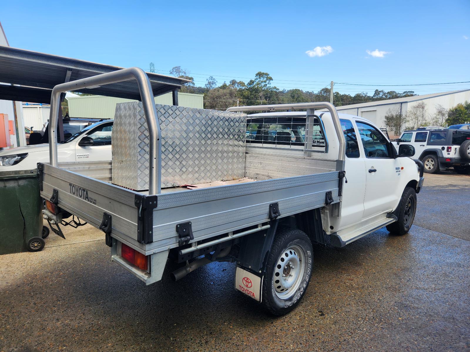 Toyota Hilux 2015 2 Door Pickup View Toyota Hilux 2015 2 Door Pickup