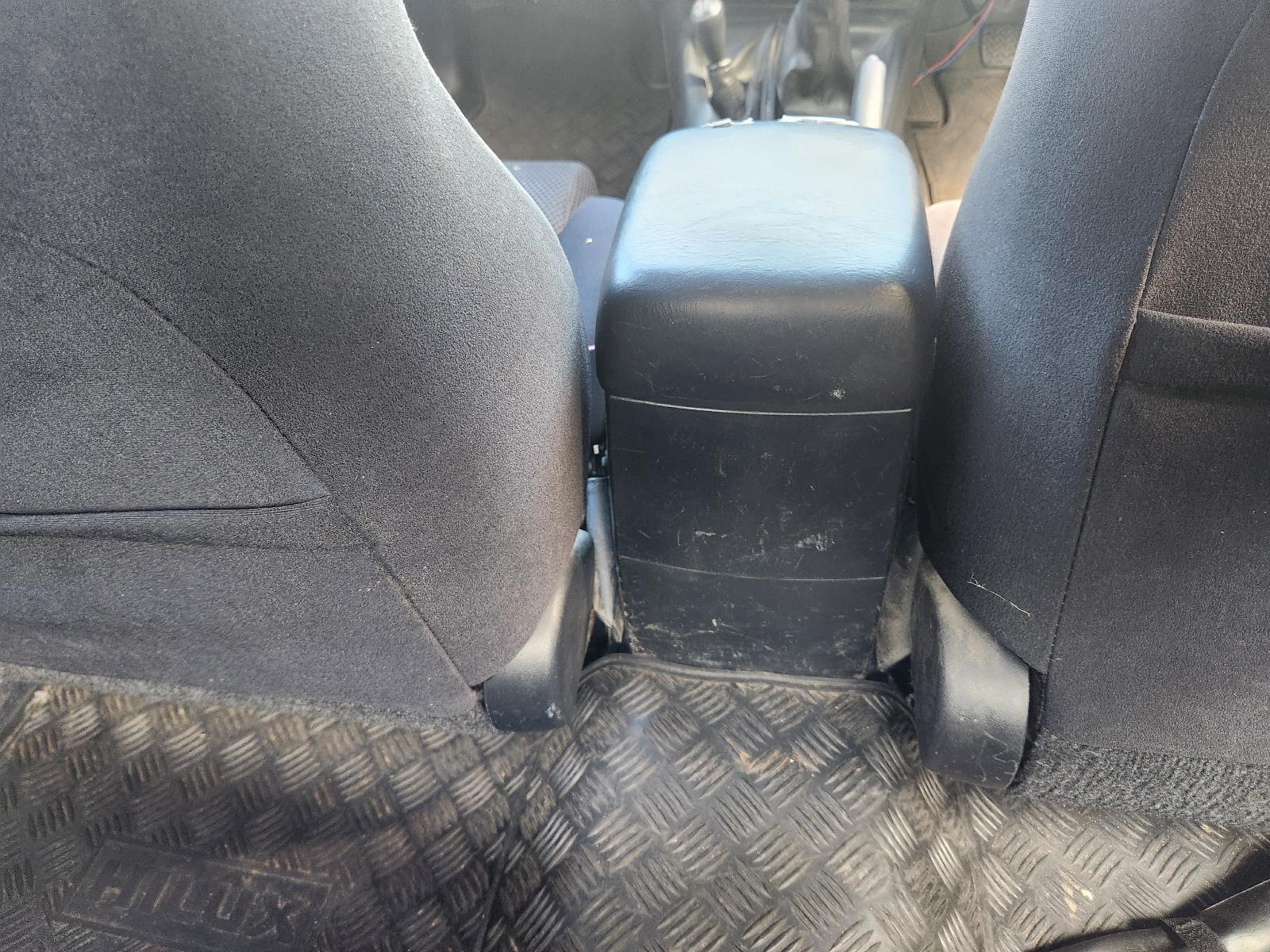 Toyota Hilux 2015 2 Door Pickup View Toyota Hilux 2015 2 Door Pickup