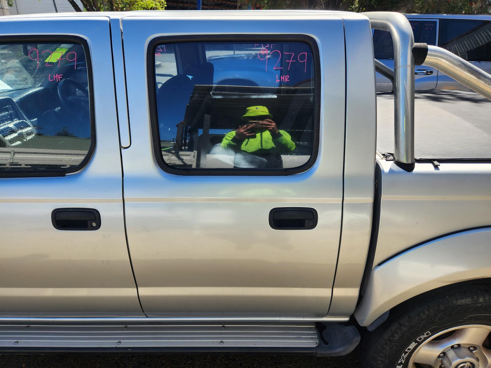 Nissan Navara 2013 4 Door Utility View Nissan Navara 2013 4 Door Utility