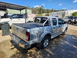 View Nissan Navara 2013 4 Door Utility