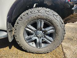 View Toyota Hilux 2025 4 Door Utility