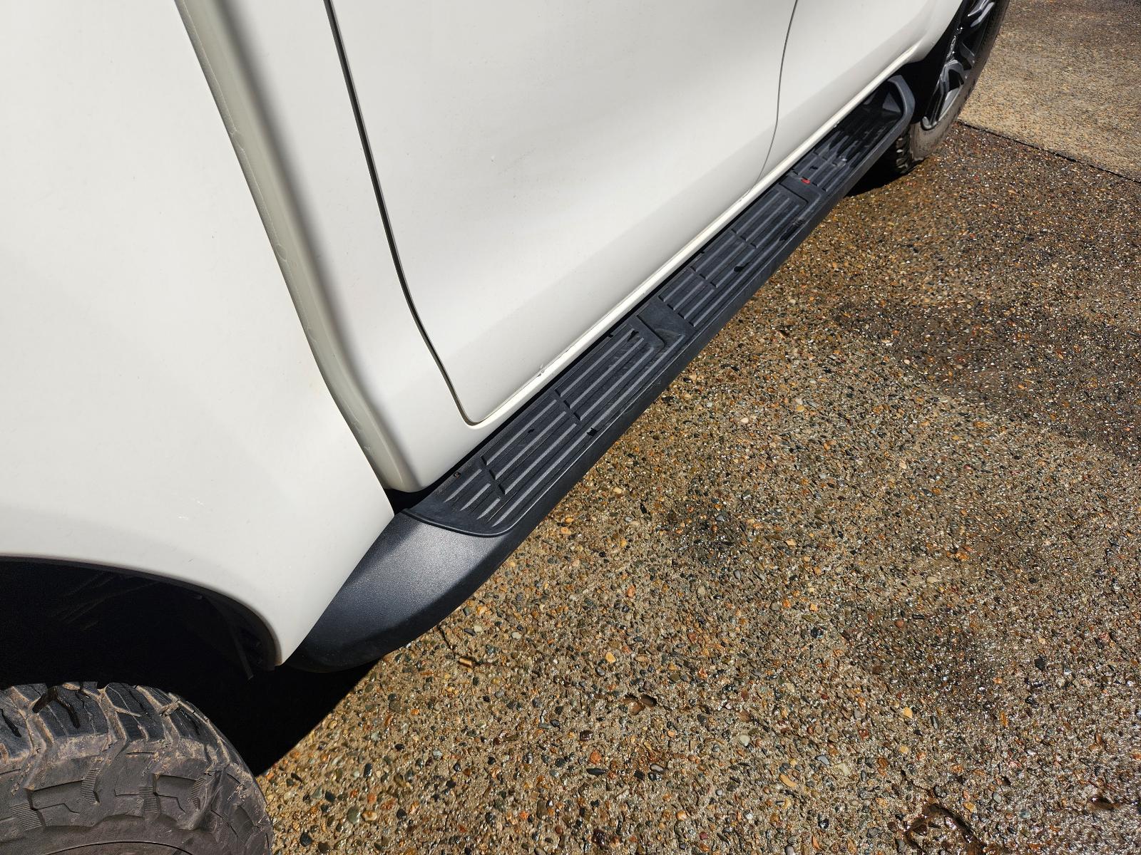 View Toyota Hilux 2025 4 Door Utility