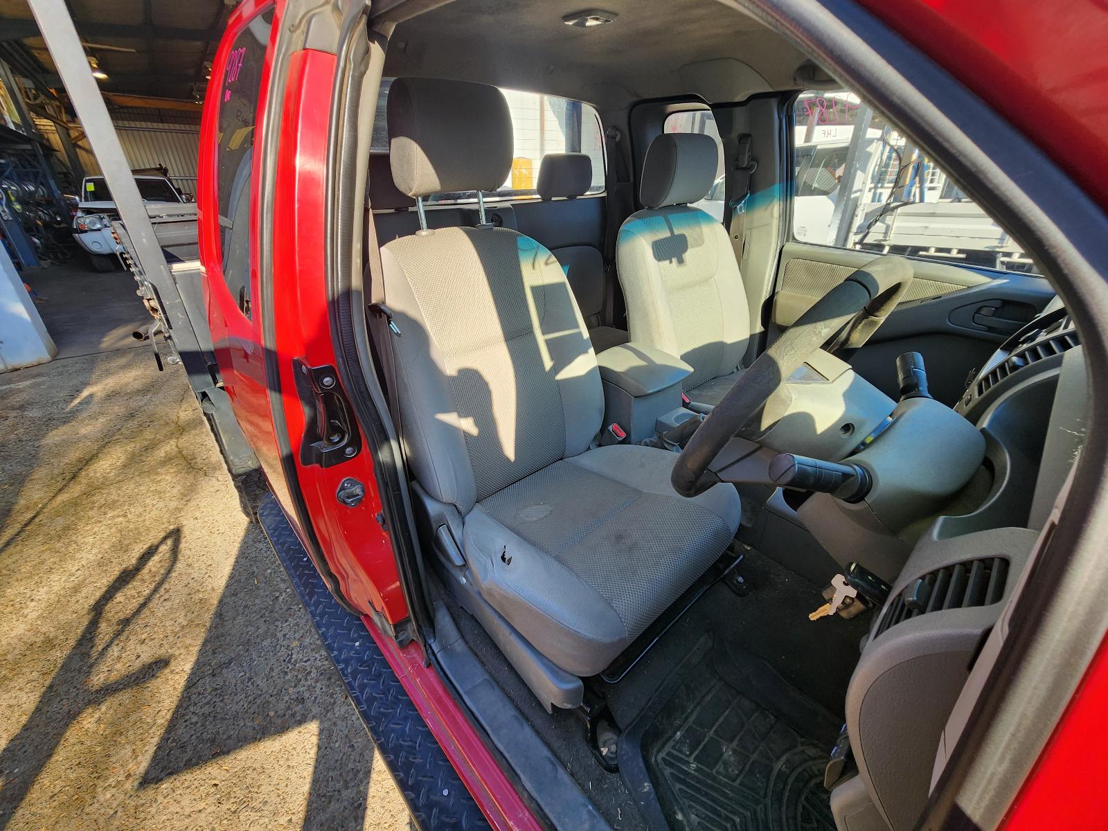 Nissan Navara 2010 2 Door Utility View Nissan Navara 2010 2 Door Utility