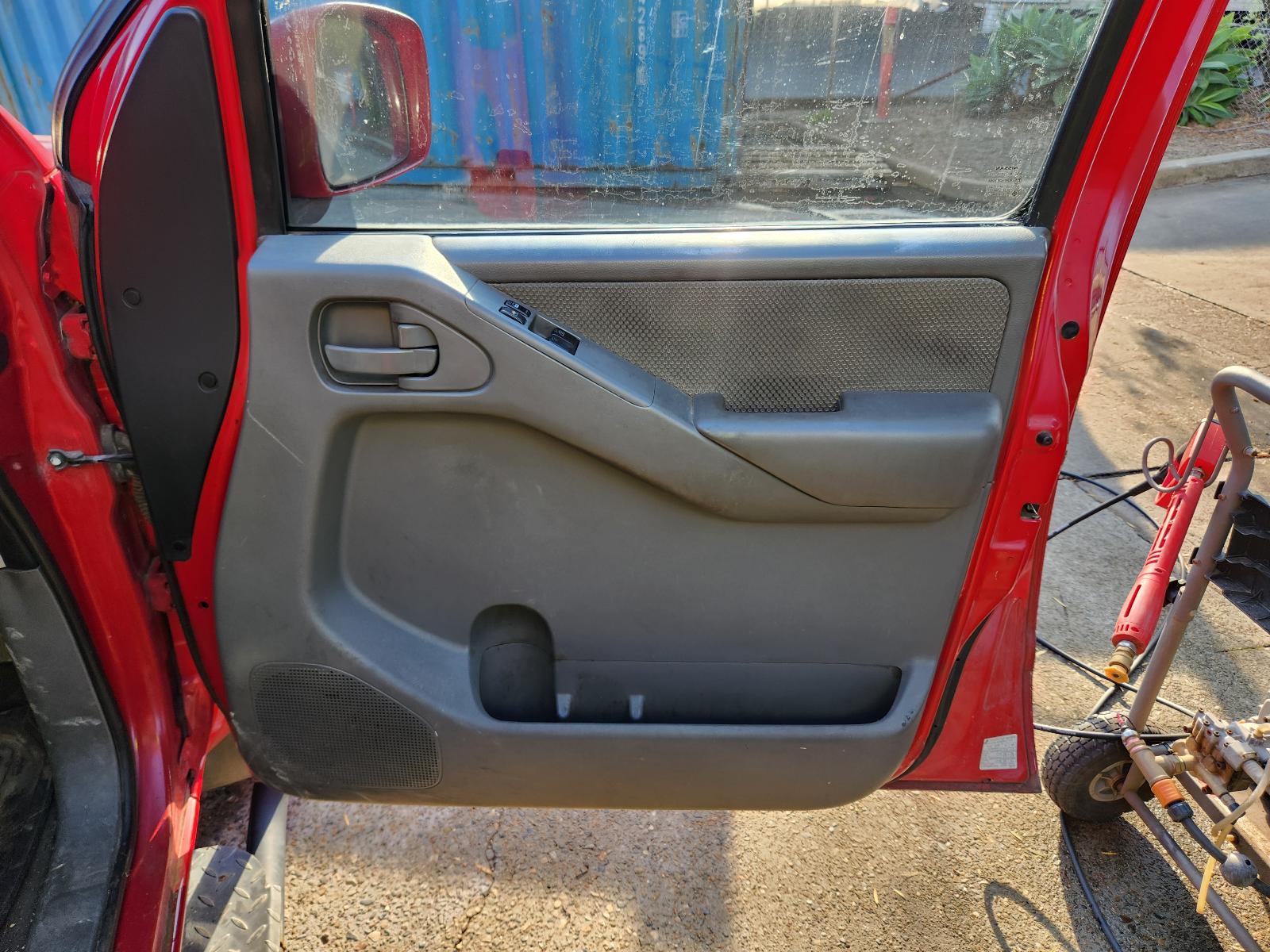 Nissan Navara 2010 2 Door Utility View Nissan Navara 2010 2 Door Utility