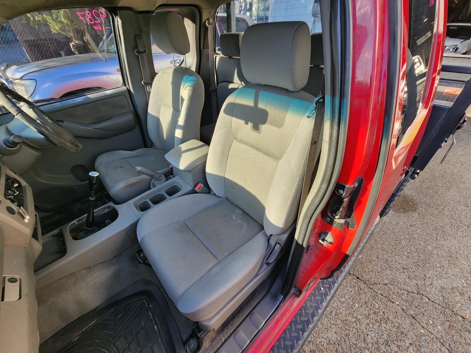 Nissan Navara 2010 2 Door Utility View Nissan Navara 2010 2 Door Utility