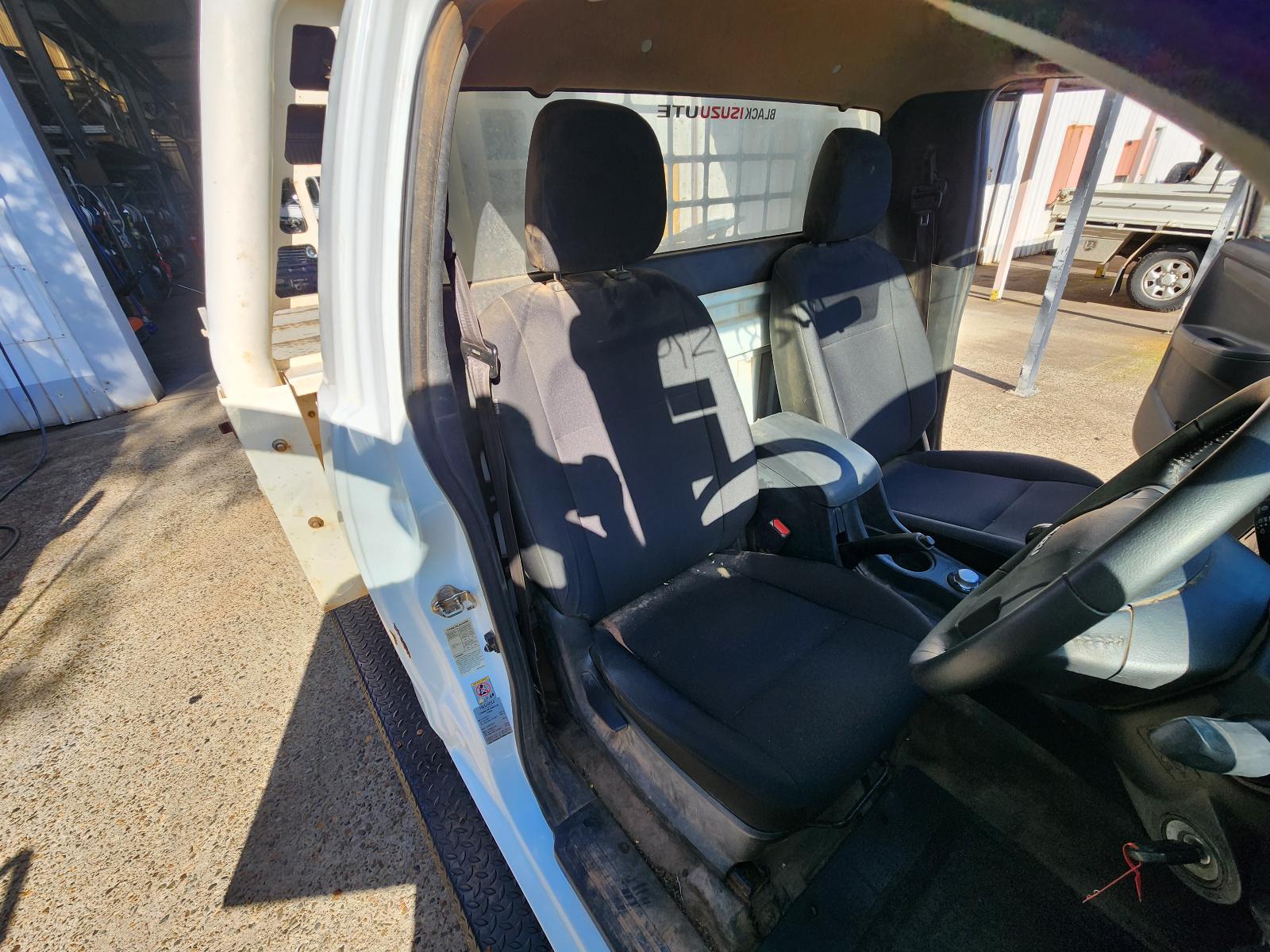 Isuzu Dmax 2017 2 Door Pickup View Isuzu Dmax 2017 2 Door Pickup