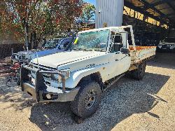 View Auto part A/C Compressor Toyota Landcruiser 2003