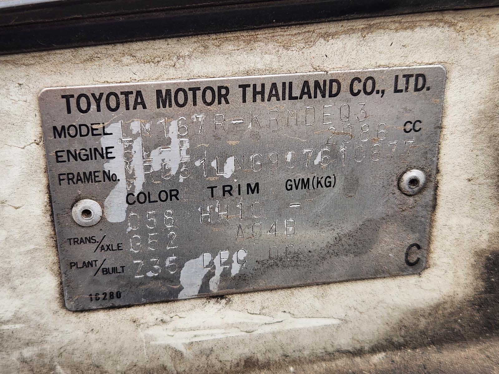 View Toyota Hilux 2000 2 Door Pickup