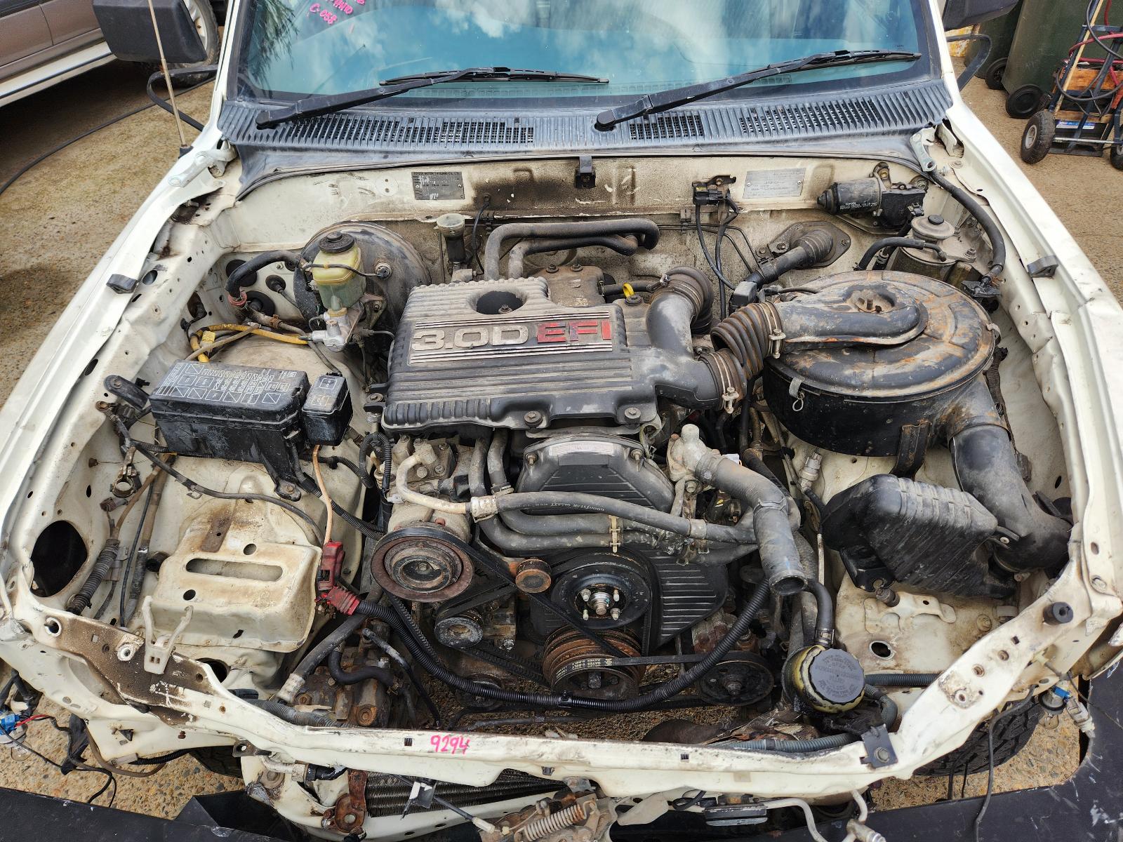 View Toyota Hilux 2000 2 Door Pickup