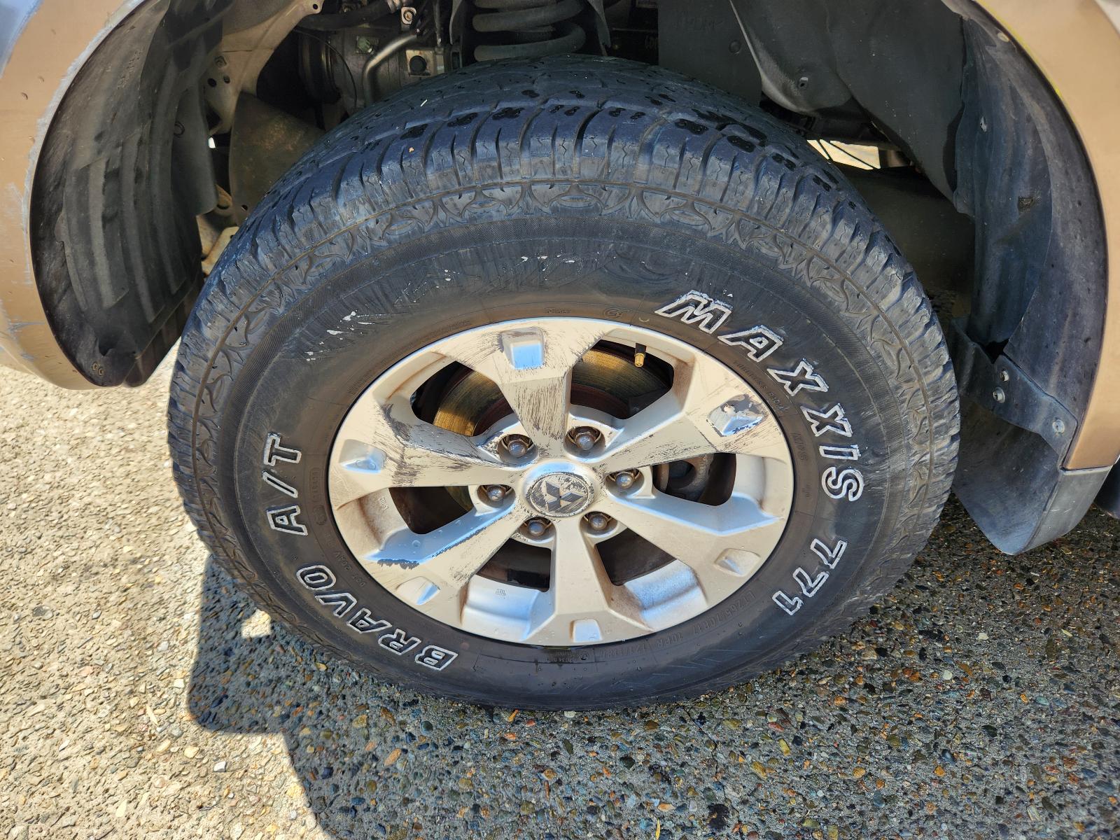 View Mitsubishi Triton 2014 4 Door Utility