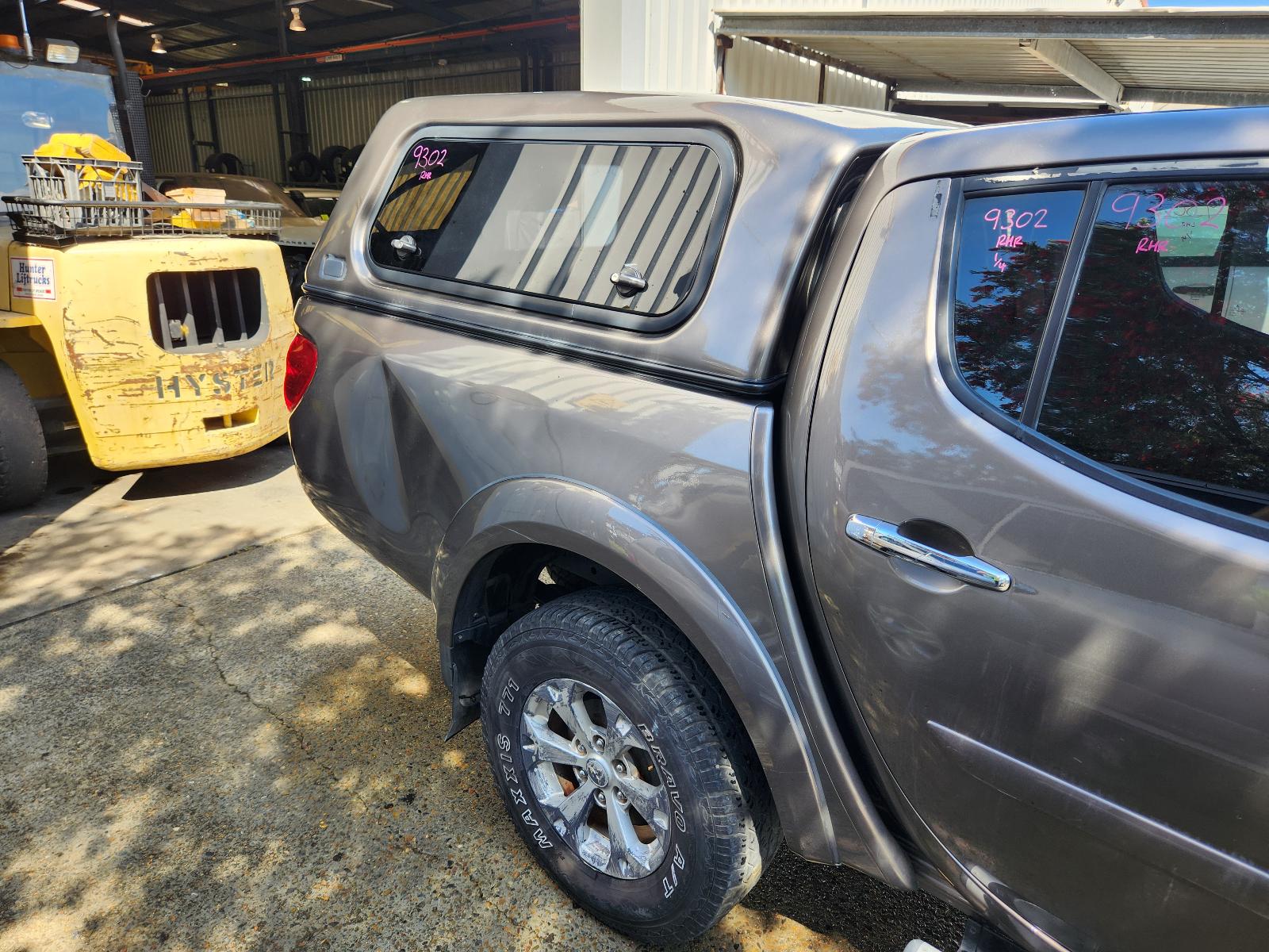 View Mitsubishi Triton 2014 4 Door Utility