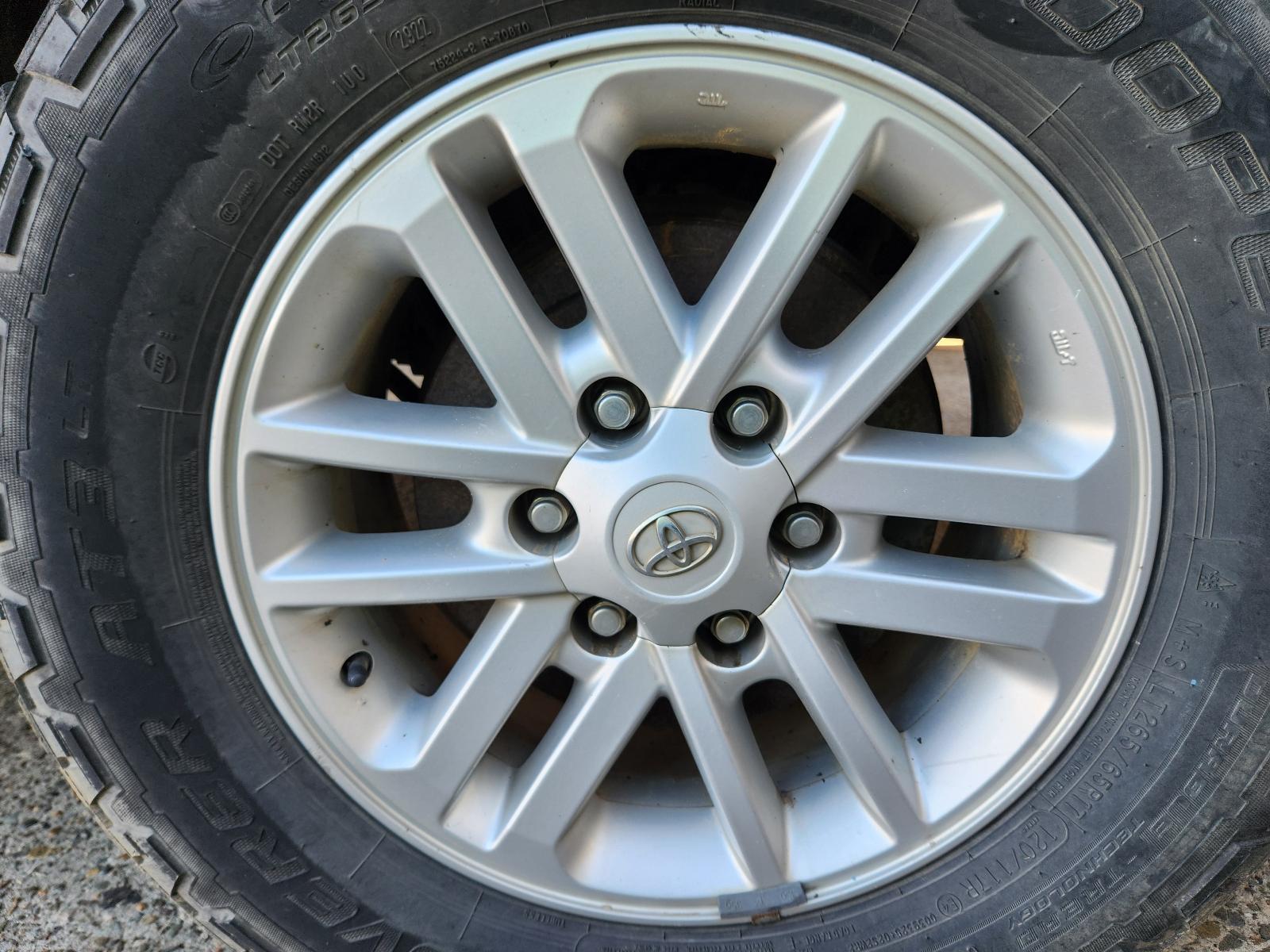 Toyota Hilux 2014 4 Door Utility View Toyota Hilux 2014 4 Door Utility