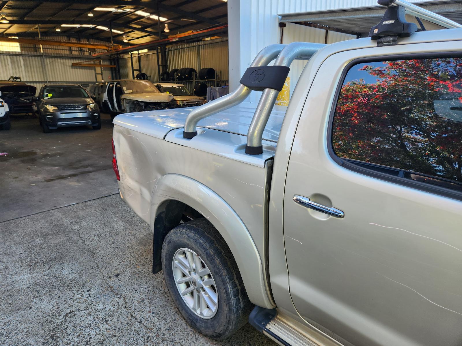 Toyota Hilux 2014 4 Door Utility View Toyota Hilux 2014 4 Door Utility