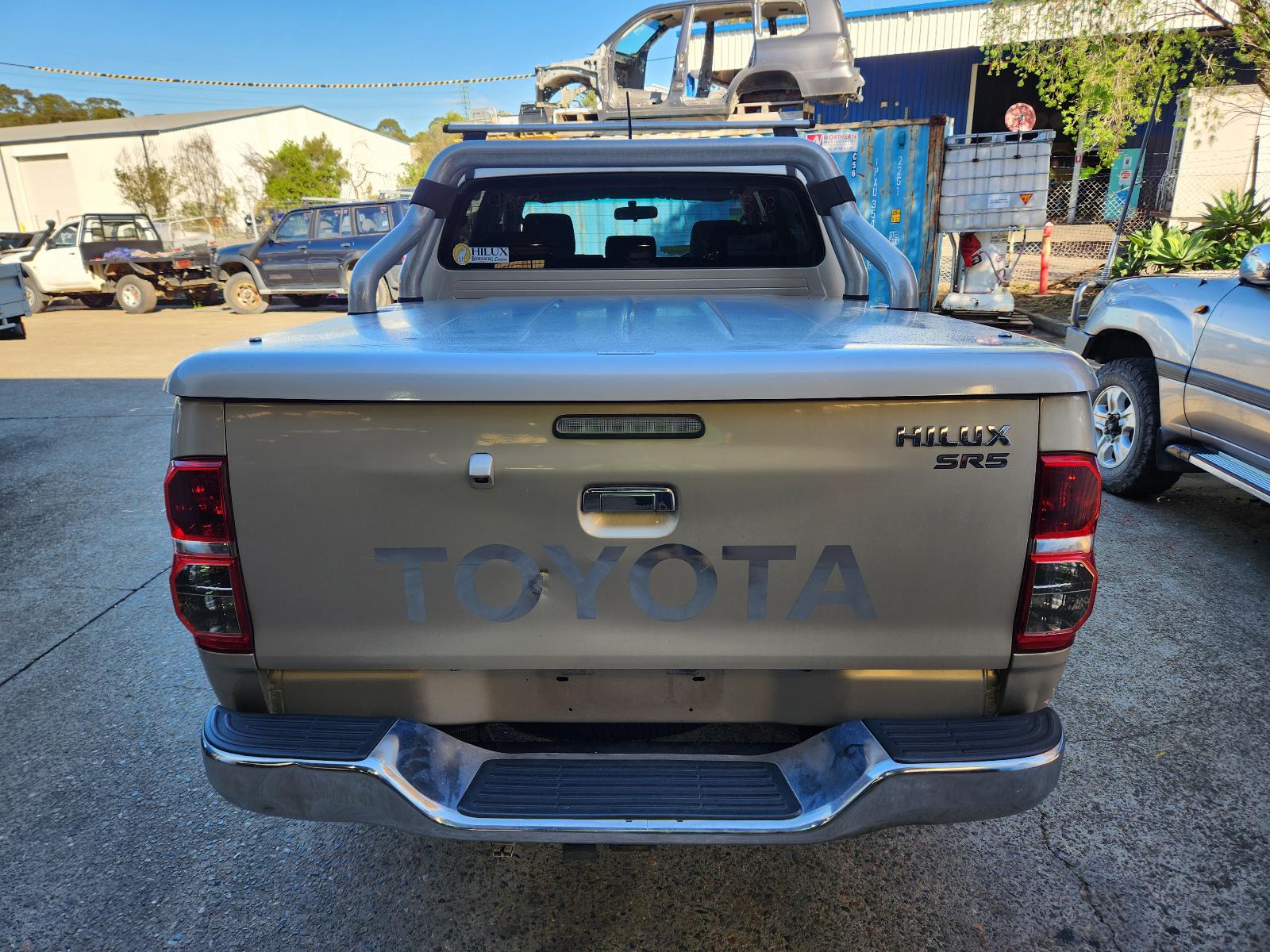 Toyota Hilux 2014 4 Door Utility View Toyota Hilux 2014 4 Door Utility
