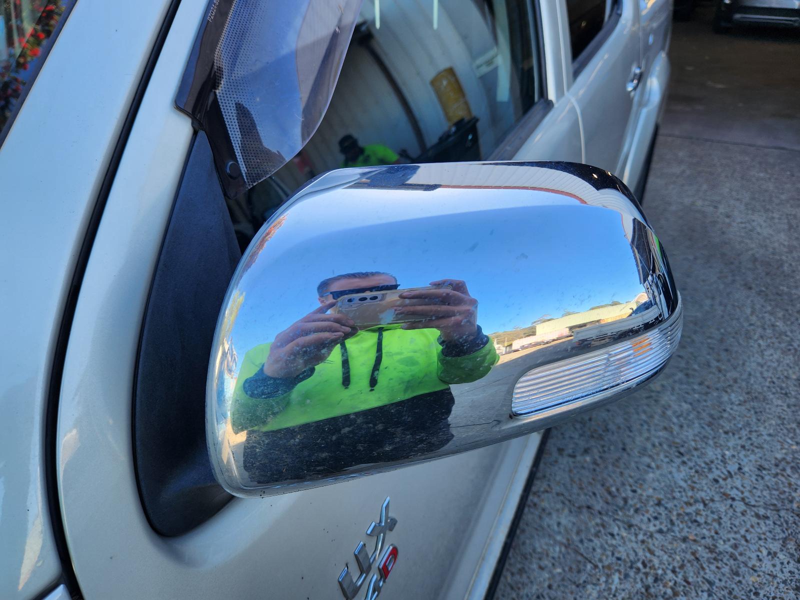 Toyota Hilux 2014 4 Door Utility View Toyota Hilux 2014 4 Door Utility