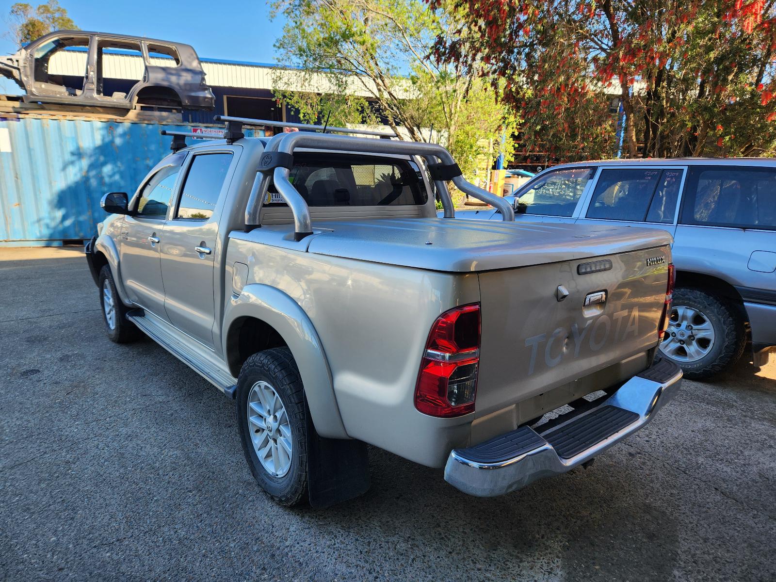 Toyota Hilux 2014 4 Door Utility View Toyota Hilux 2014 4 Door Utility