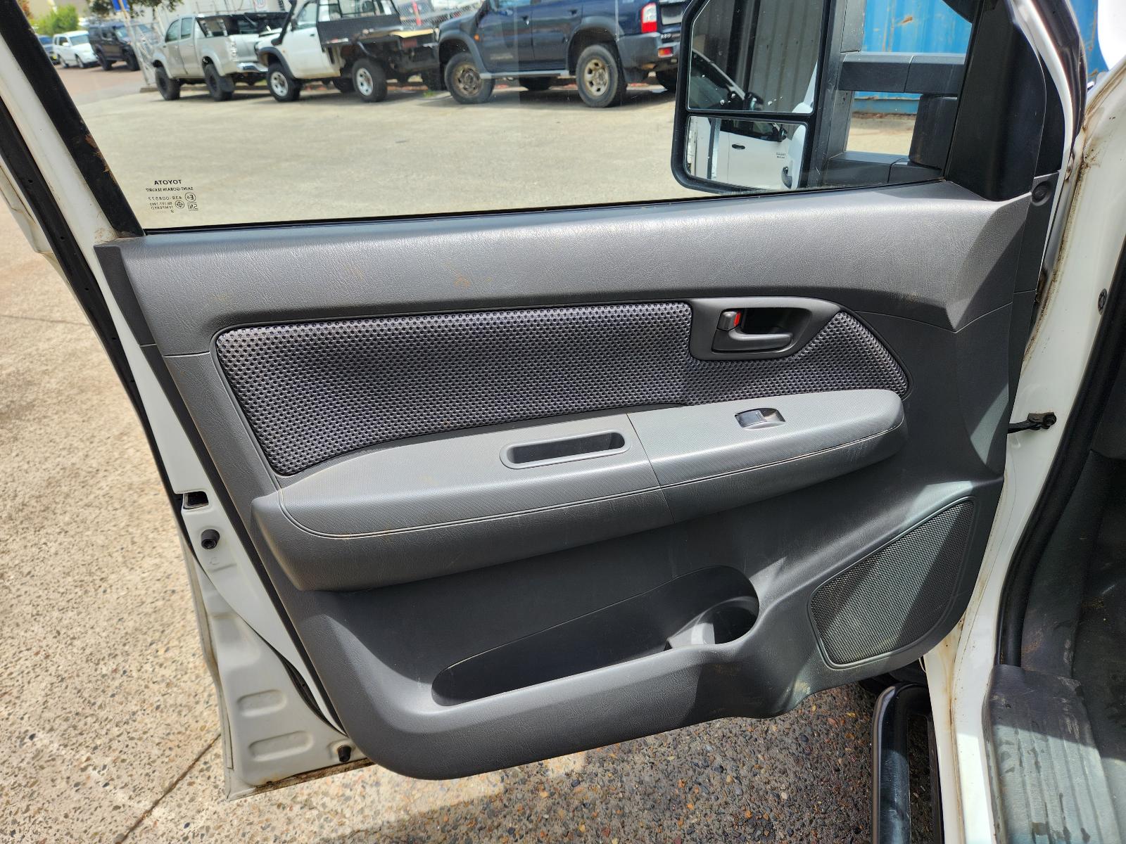 Toyota Hilux 2012 4 Door Pickup View Toyota Hilux 2012 4 Door Pickup