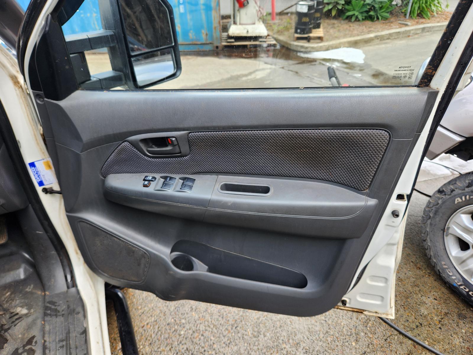 Toyota Hilux 2012 4 Door Pickup View Toyota Hilux 2012 4 Door Pickup