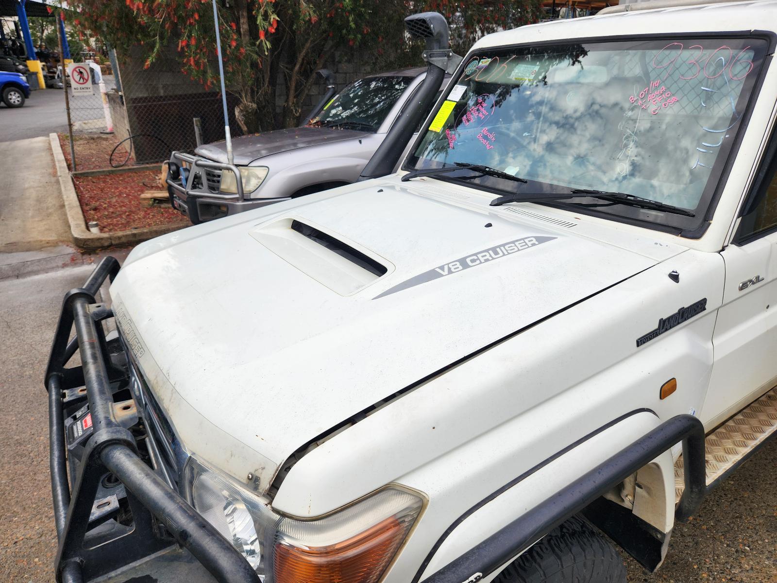 Toyota Landcruiser 2014 2 Door Pickup View Toyota Landcruiser 2014 2 Door Pickup