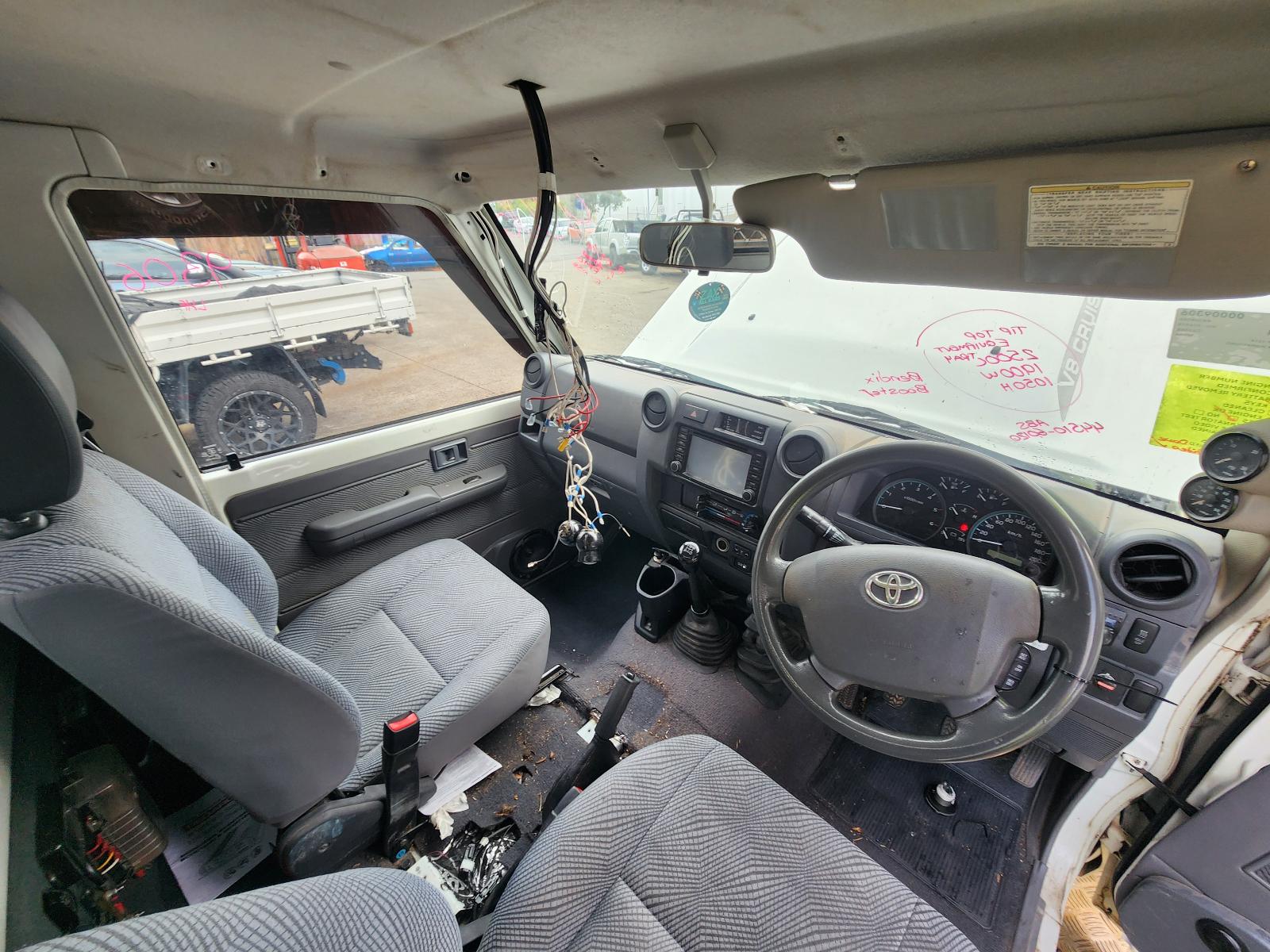 Toyota Landcruiser 2014 2 Door Pickup View Toyota Landcruiser 2014 2 Door Pickup