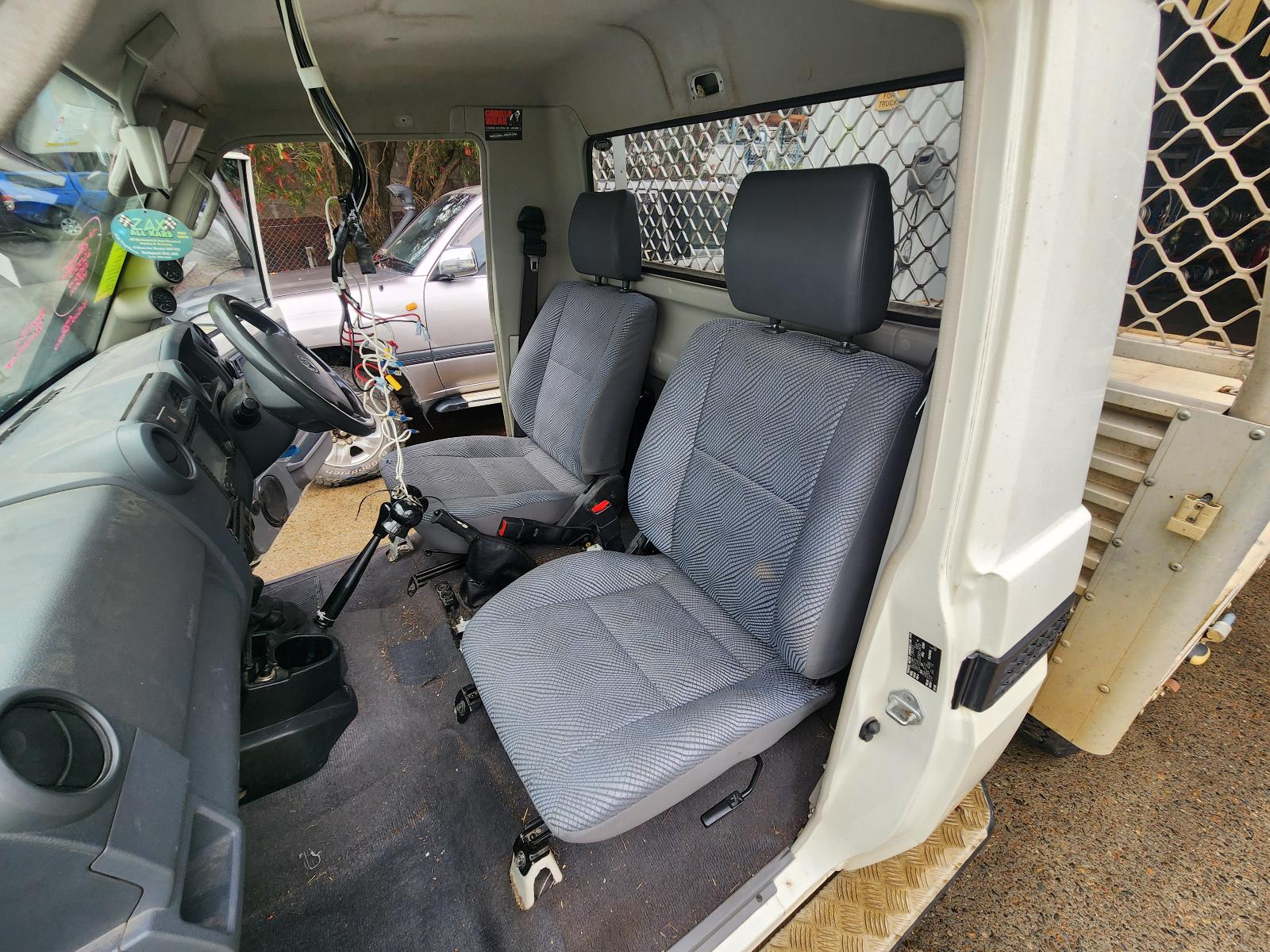 Toyota Landcruiser 2014 2 Door Pickup View Toyota Landcruiser 2014 2 Door Pickup